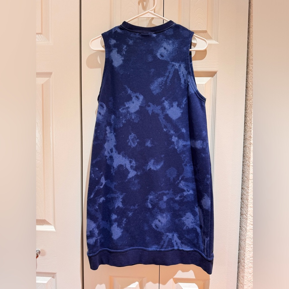 Nike women’s athletic dress. In perfect condition, size Medium. - Picture 11 of 11